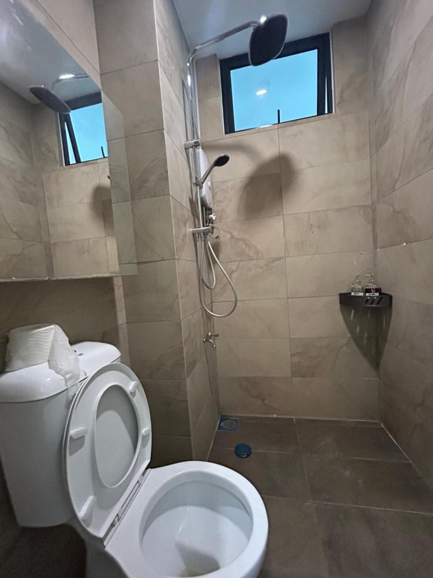 Roxy Apartment Kuching Quarto foto